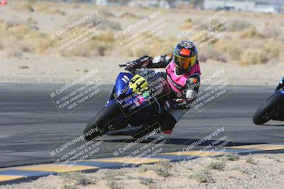 media/Jan-10-2025-CVMA Friday Practice (Fri) [[489e0da257]]/Group 4 and Trackday/Session 2 (Turn 4 Inside)/